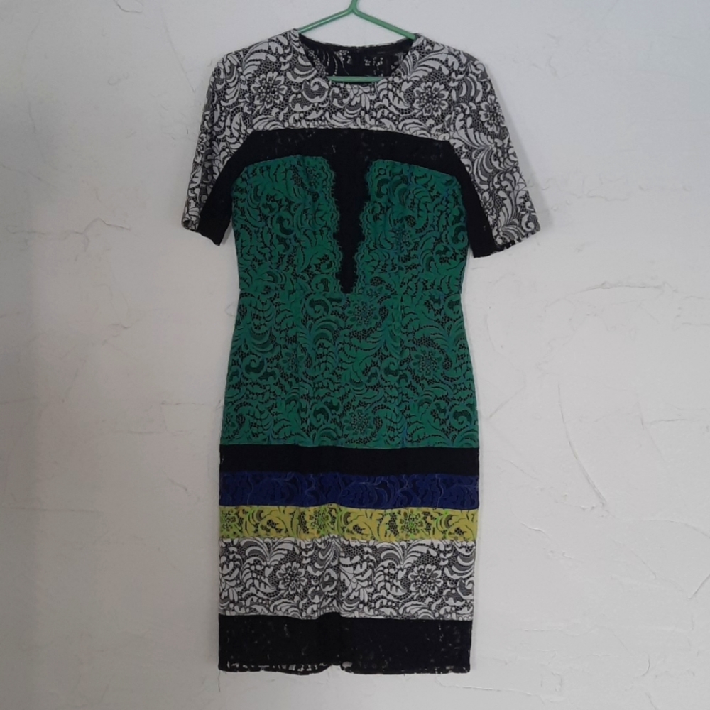 BCBG MAXAZRIA Lace Dress - Picture 2 of 6